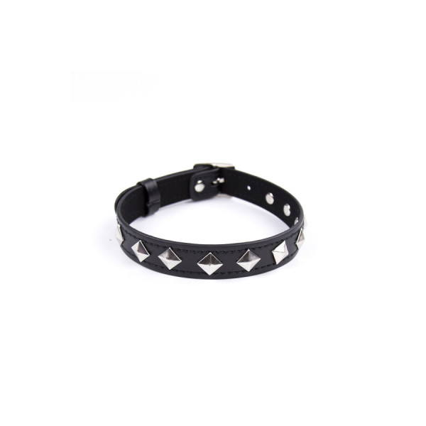 Collier réglable avec déco en métal 
